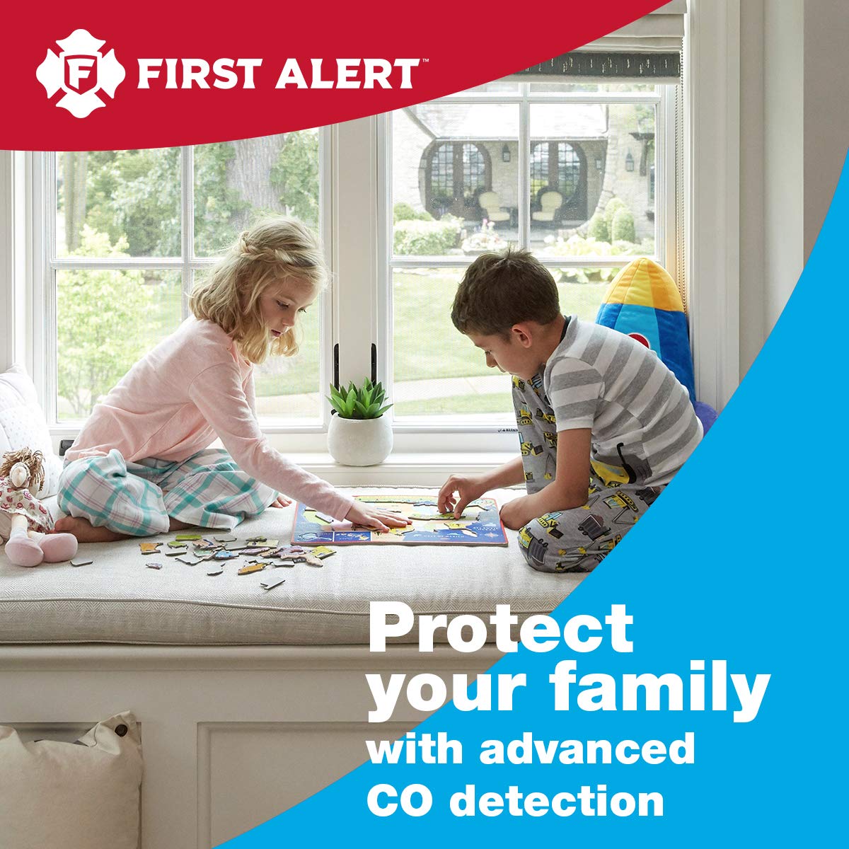 Plug in Carbon Monoxide Alarm with Digital Display S498527