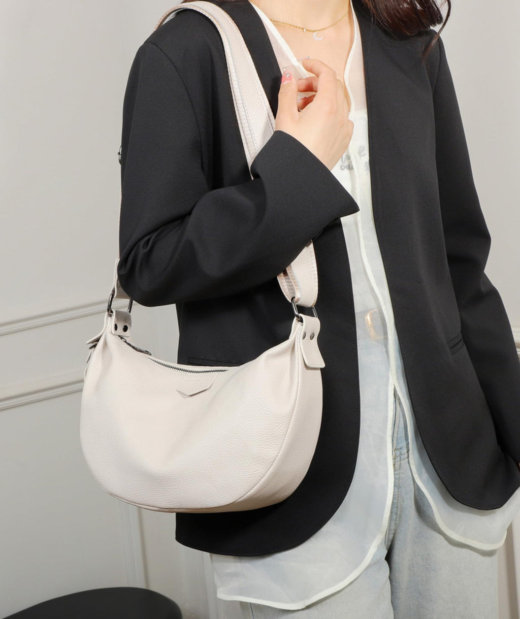 Genuine Leather Crossbody Shoulder Handbag Z68873