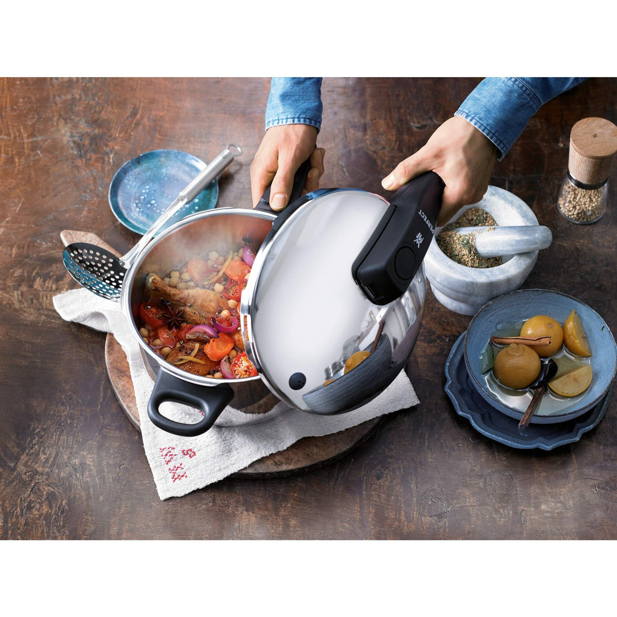 2-Piece Stainless Steel Pressure Cooker Set U3902